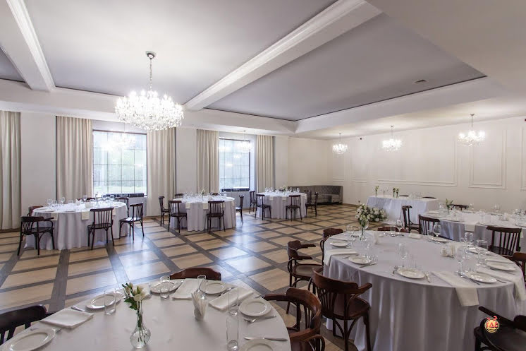 Основной зал в «Булыгин» фотография №9