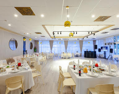  ресторан Истра Гарден