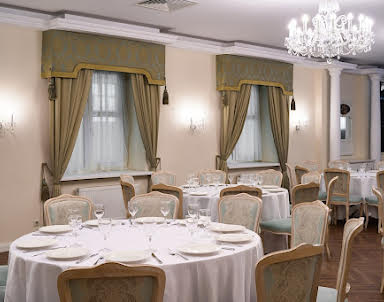 Выпускной в Евразия