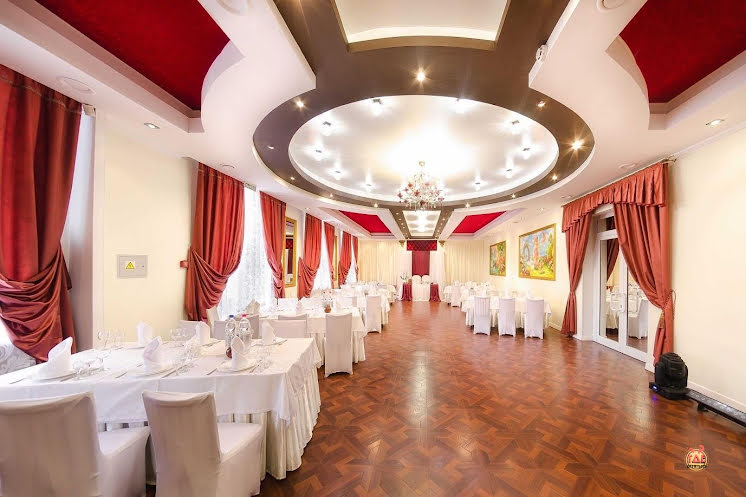 Зал «Старый рояль» в «Дворец Торжеств» фотография №1