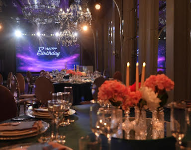  ресторан La Riva Hall