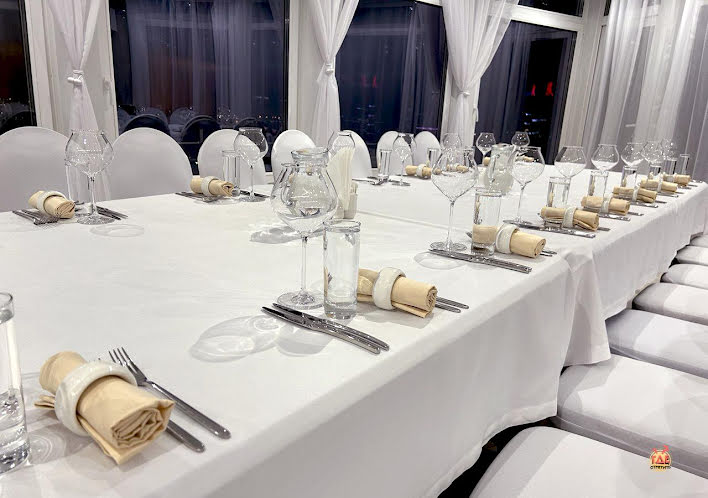 Основной зал  в «Небо» фотография №14