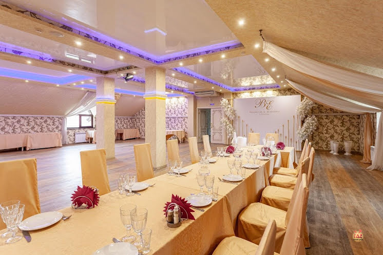 Банкетный зал на 3 этаже в «Помещик на Бершанской» фотография №19