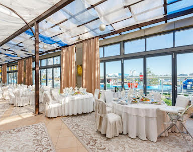  ресторан Казанская Ривьера