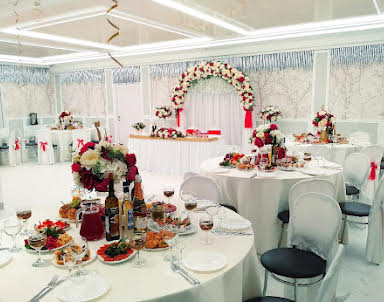  ресторан Уют-Компания