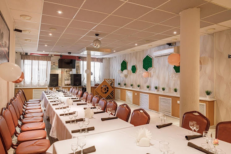 Основной зал  в «Город N» фотография №10