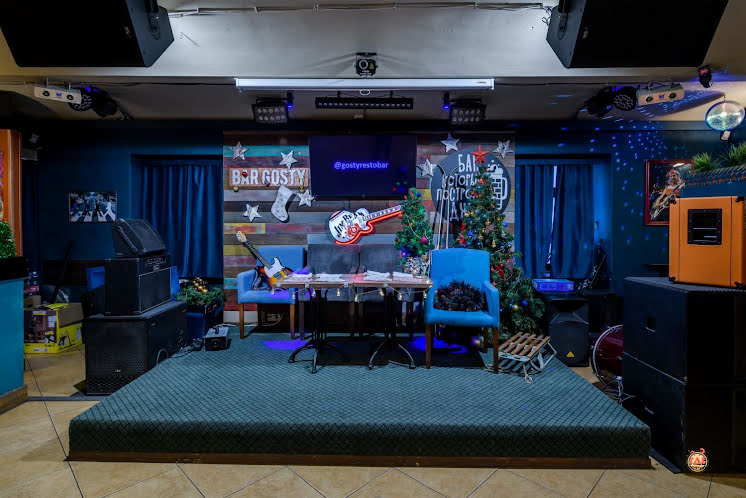 Основной зал в «GOSTY» фотография №13