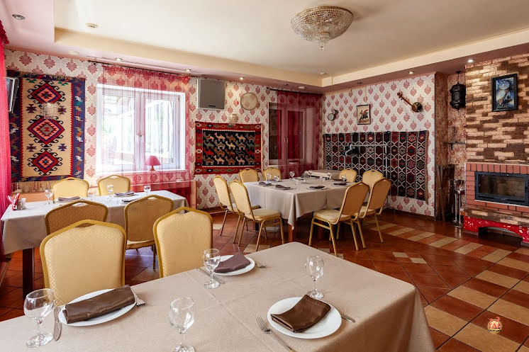 Средний зал  в «Золотой дворик» фотография №3