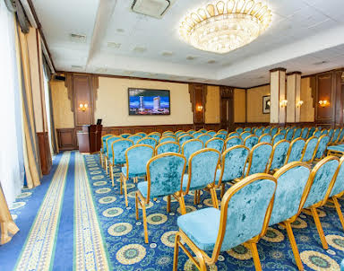  ресторан Гранд Отель «Видгоф»