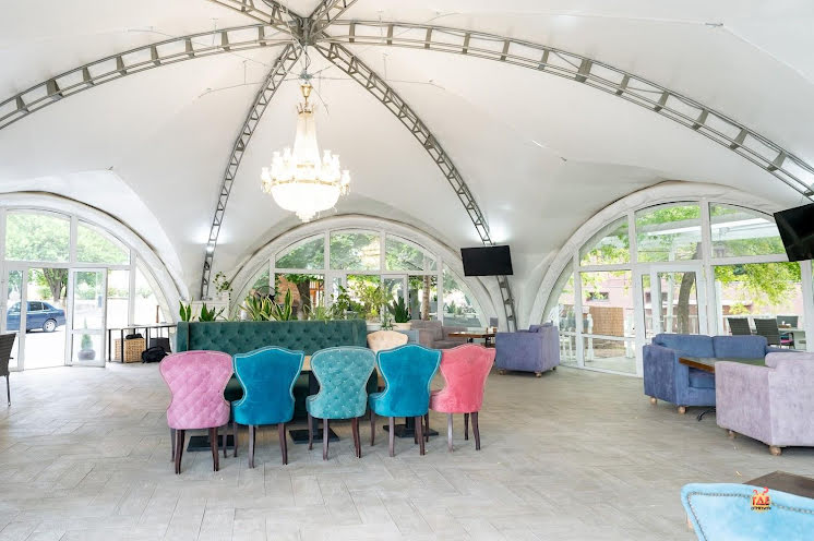 Шатер в «Иверия на Комарова» фотография №4