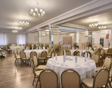  ресторан Свадьба LOVE на Салавата Юлаева