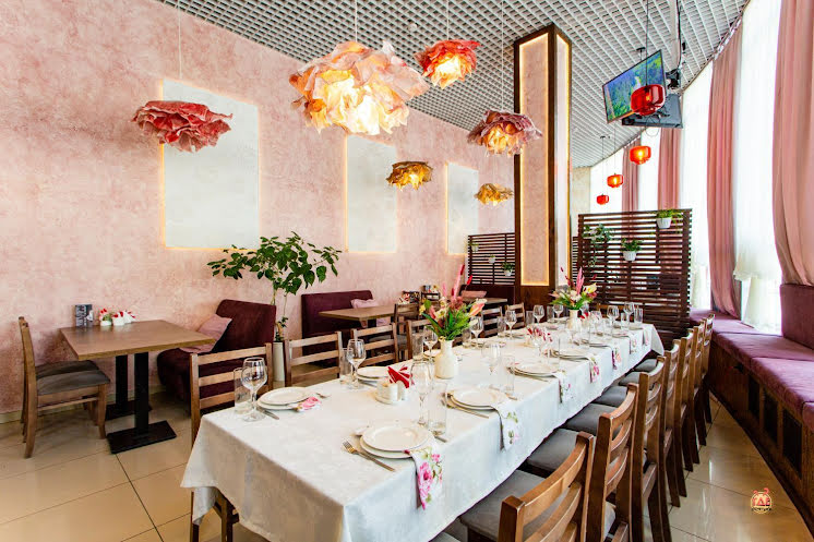 Основной зал в «Кафе Карамель» фотография №2