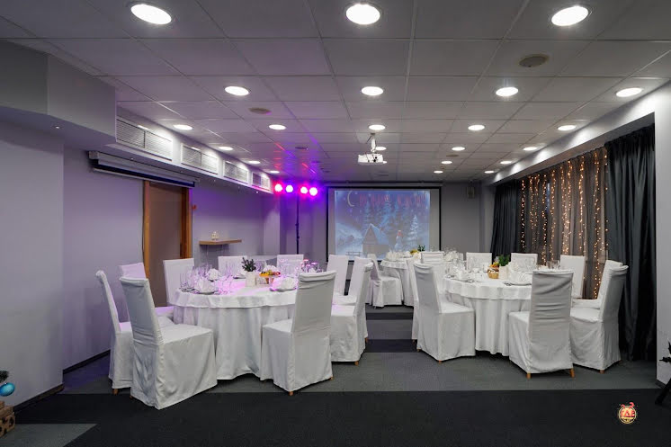 Зал «МОСКВА» в «Marins Park Hotel Mocква Пражская» фотография №12