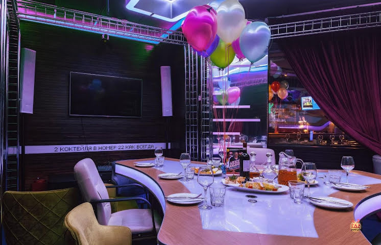 VIP 1996 в «Руки ВВерх! Бар на Тверской» фотография №5