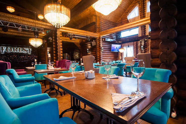 Основной зал в «Forest» фотография №4