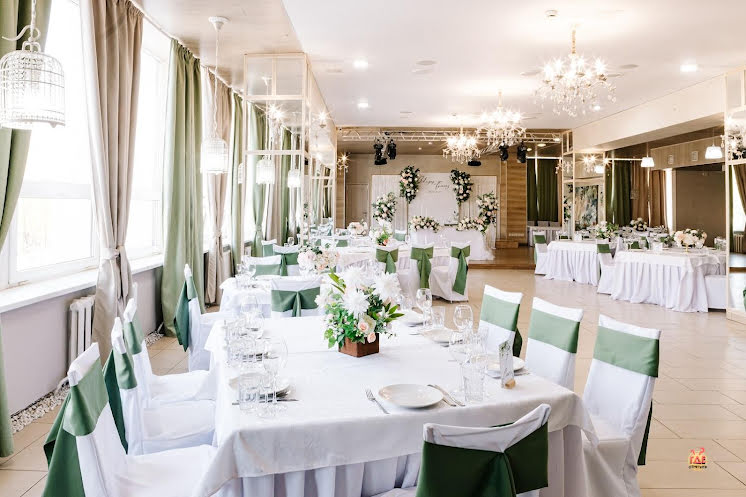 Основной зал в «Своя Публика» фотография №2