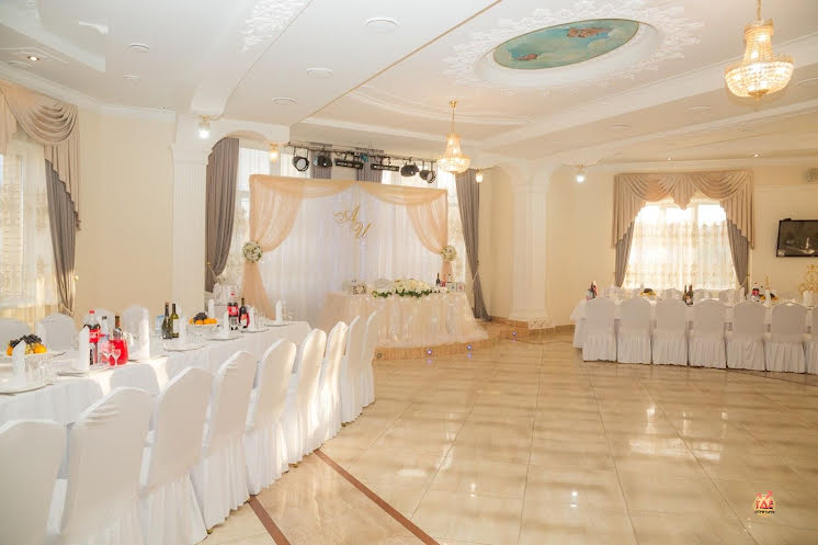 Основной зал  в «Сайран» фотография №2