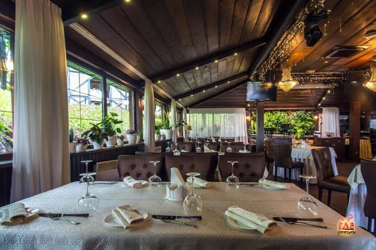 Зал ресторана  в «Астер» фотография №2