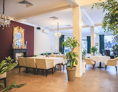  ресторан Queen's Lake