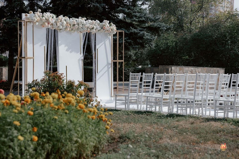 MORE AMORE фотография №1