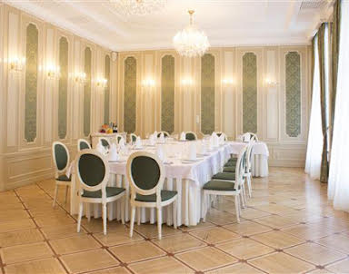  ресторан Смольнинский