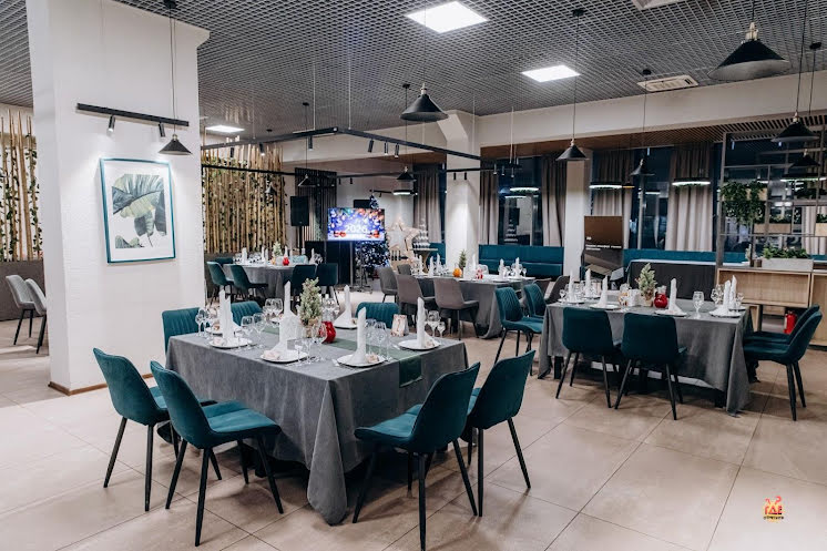 Основной зал в «Академия вкуса на Стародеревенской» фотография № 1