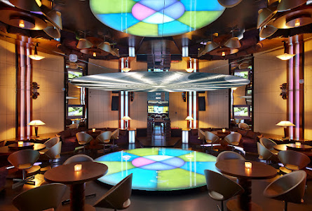 Зал «Карусель» в Зал «Карусель»