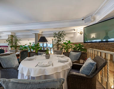  ресторан Tutto Bene