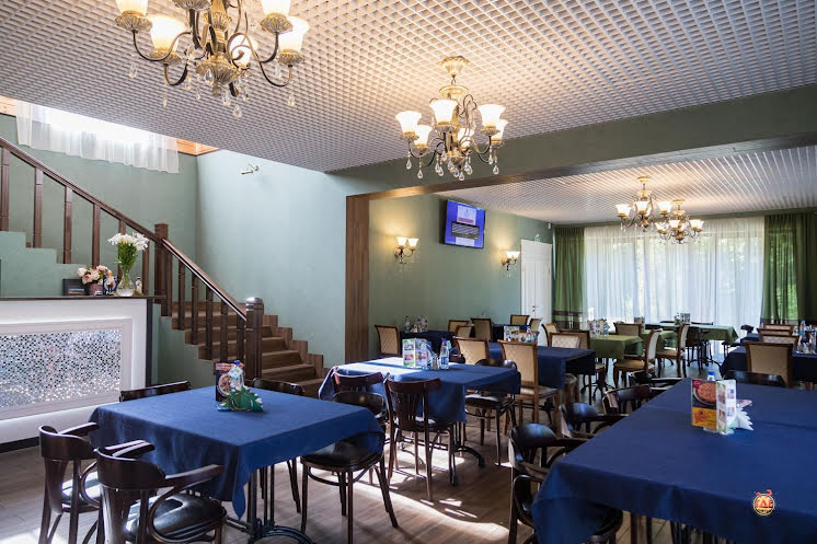 Основной зал  в «Victoria Village» фотография №14