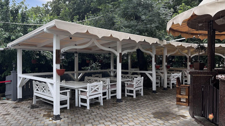 Летняя веранда в «Српска Кафана на Кубанской набережной» фотография №1