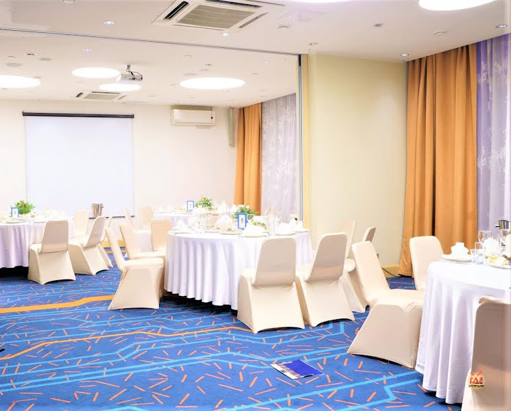 Ресторан «Cosmos Astrakhan Hotel» в Астрахани фотография №3