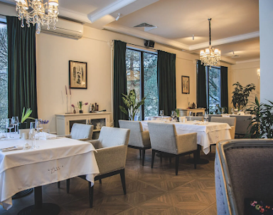  ресторан Queen's Lake