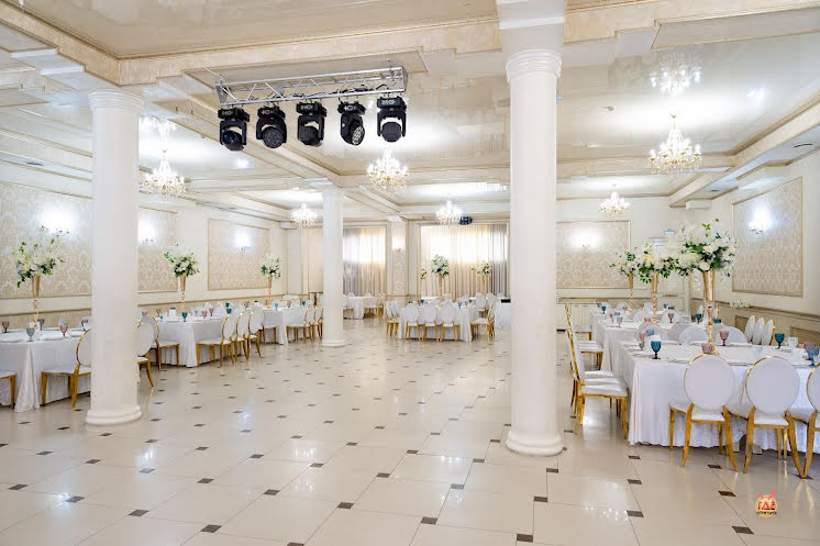 Банкетный зал в «Mozart Hall» фотография №10