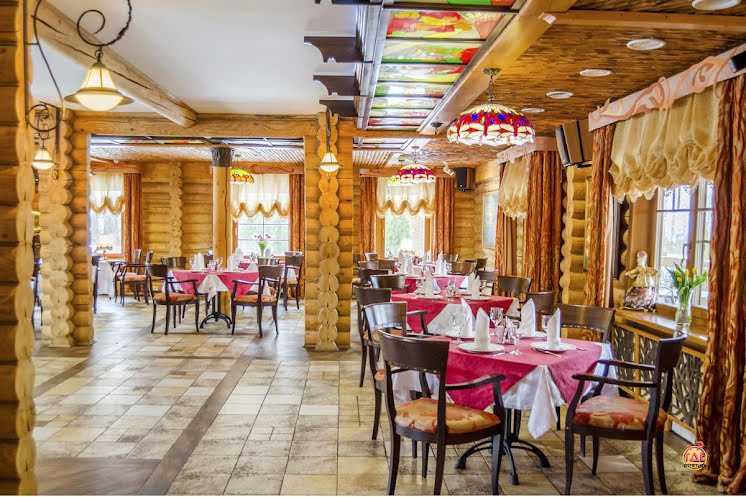Зал ресторана в «Семигорье» фотография №4