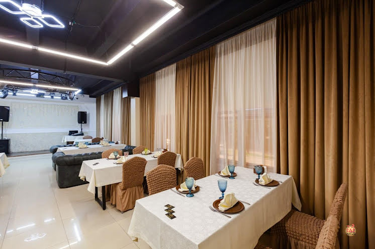 Основной зал  в «Огни Севера» фотография №8