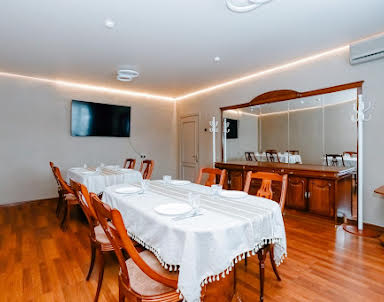  ресторан Red House