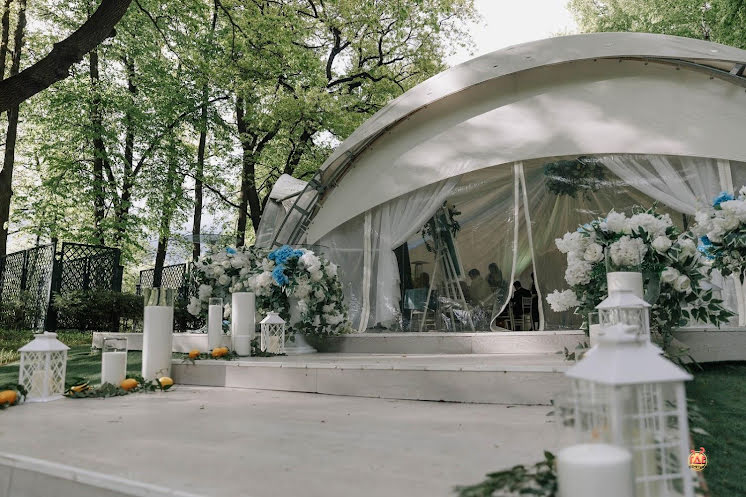 Шатёр на Воздушном театре в «Усадьба Кусково» фотография №12