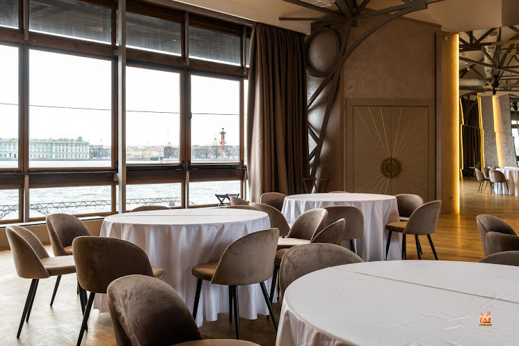 Банкетный зал  в «Ресторан-корабль "Магадан"» фотография №7