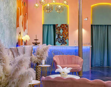  ресторан МАЙ Москва на Бауманской