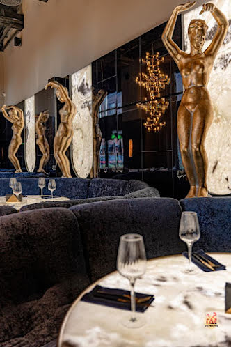  Зал со статуями  в «Гарда бар» фотография №17