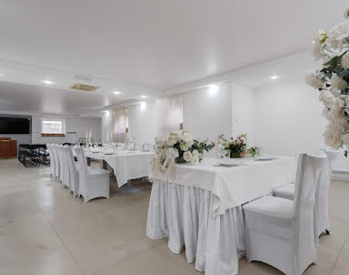  ресторан Маликон