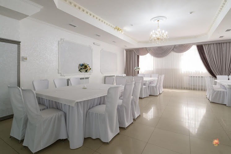 Банкетный зал в «Империя Плаза» фотография №6
