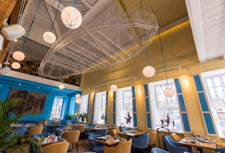 Зал на 80 человек в Зал на 40 человек