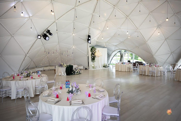 Шатер в яблоневом саду в «Коломенское» фотография №6