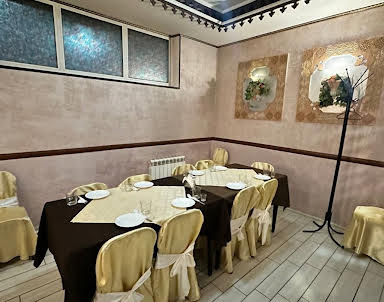  ресторан Ором