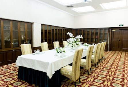 Зал «Чехов» в Зал «Лермонтов»