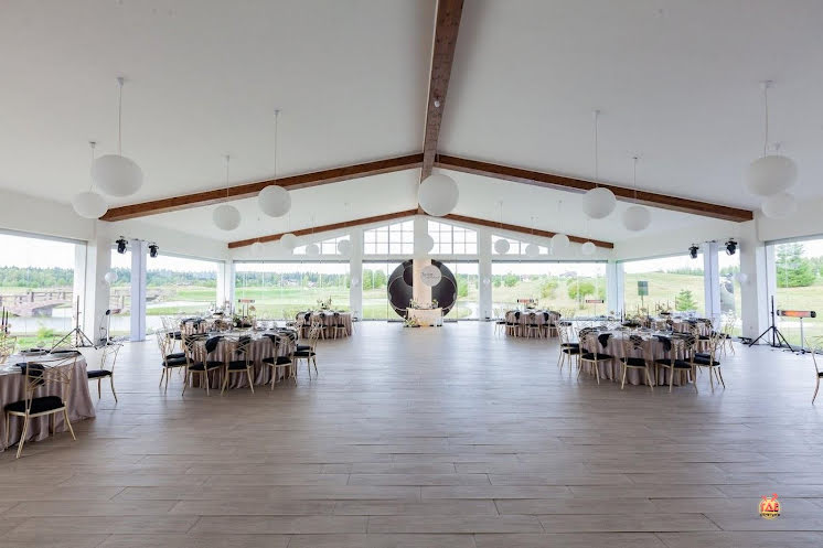 Панорамная веранда в «Dmitrov Golf Resort» фотография № 1