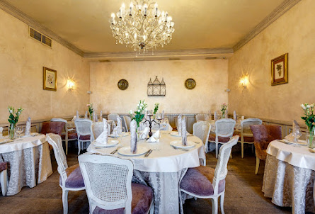 Банкетный зал в Малый зал 