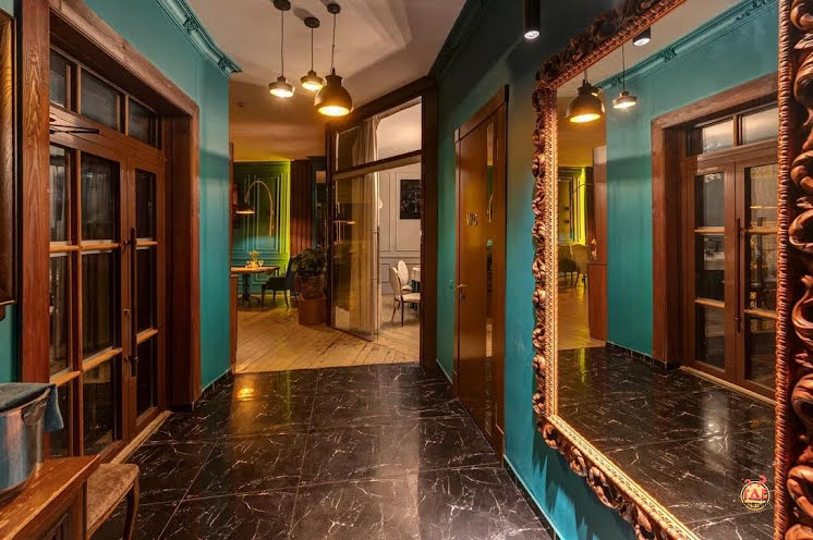 Основной зал в «Stephania» фотография №10