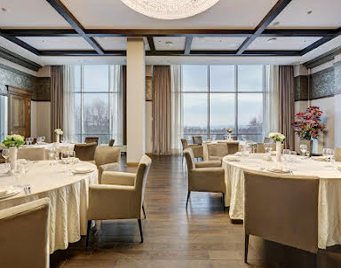  ресторан Astro Plaza